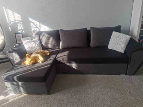 UNIVERSAL CORNER SOFA BED IRIS BLACK/GREY 260CM / FOAMTHIS MODEL IS UNIVERSAL WHICH MEANS YOU CAN CHOOSE CORNER SIDE DURING ASSEMBLY 3 X PILLOWS INCLUDED1 X STORAGE SPACE (OPTIONAL 2ND STORAGE FOR ADDITIONAL COST)Dimensions: width 260 cm depth 145 cm tota