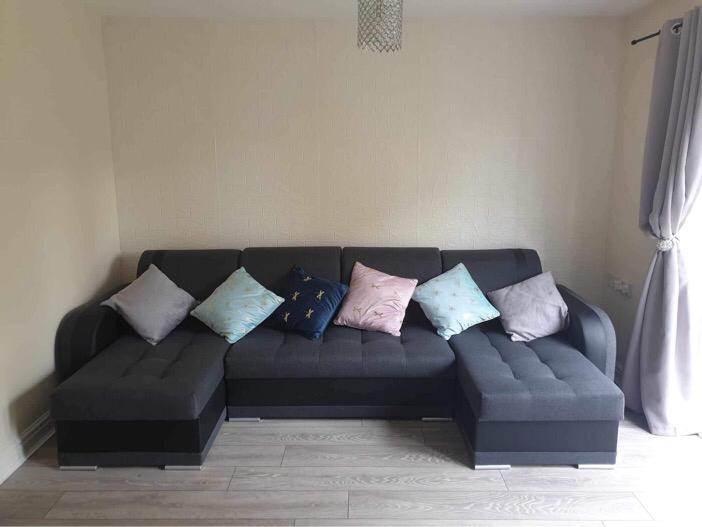 CUSTOMER POHOTOS & REVIEWSVISIT AND LIKE OUR FACEBOOK PAGEAnna Furniture