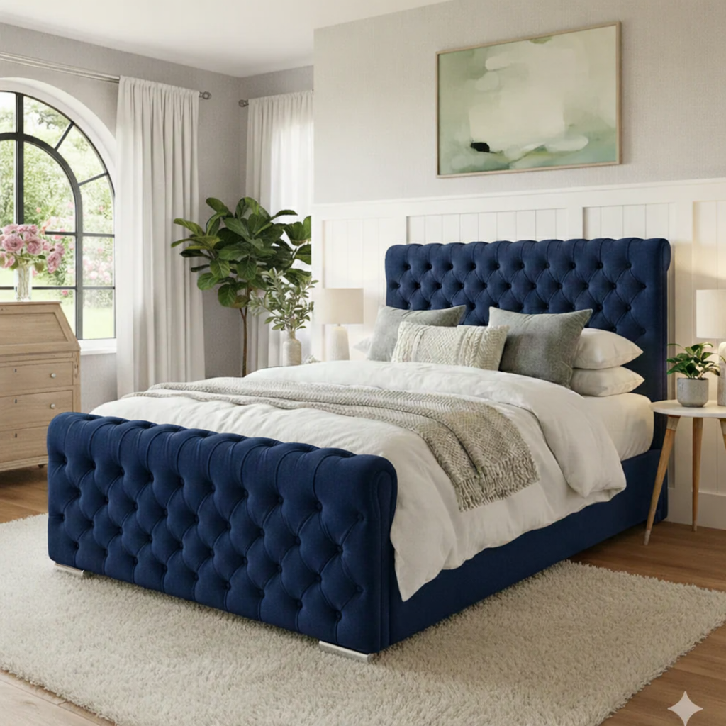 KOSTENLOSE LIEFERUNG! Luxuriöser Chesterfield-Bettgestell mit hoher Rückenlehne und Hocker – Tief geknöpfter Samt | Erhältlich in allen Größen / WEICHER SAMT MARINEBLAU