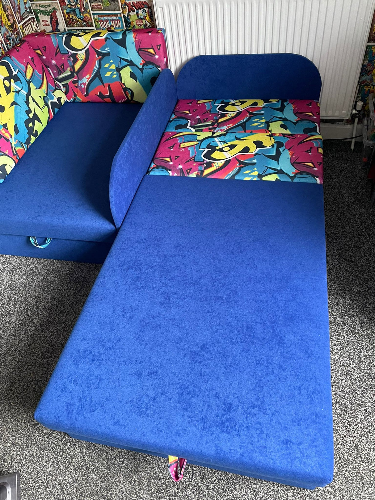 UNIVERSAL CORNER SOFA BED KUBUS CUBE Children room CHOICE OF COLORSTHIS MODEL IS UNIVERSAL WHICH MEANS YOU CAN CHOOSE CORNER SIDE DURING ASSEMBLYCHILDREN CORNER SOFA BEDSOFKA NAROZNIK TAPCZANIK DZIECIECY - depth 77 cm- width 106 cm- height with bacon 50 c