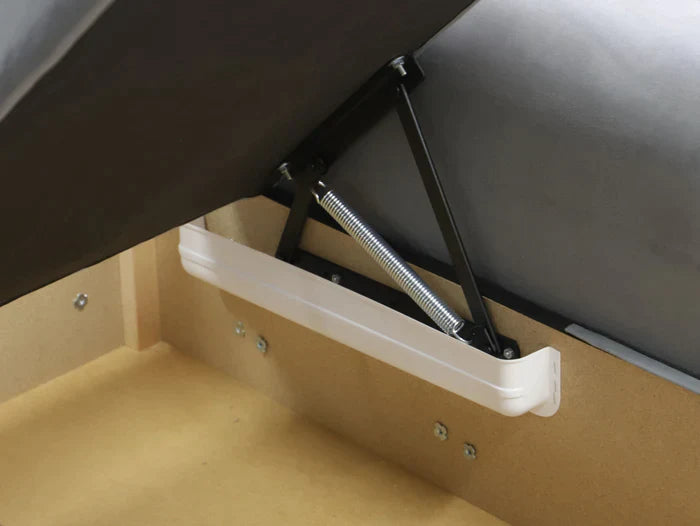 UNIVERSAL CORNER SOFA BED LORD 244cm 2X STORAGE SPACE 35+16 / FOAMTHIS MODEL IS UNIVERSAL WHICH MEANS YOU CAN CHOOSE CORNER SIDE DURING ASSEMBLY3x PILLOWS INCLUDED2X STORAGE SPACEMADE IN MANILA FABRIC CLICK HERE2X STORAGE SPACEManila are characterized by