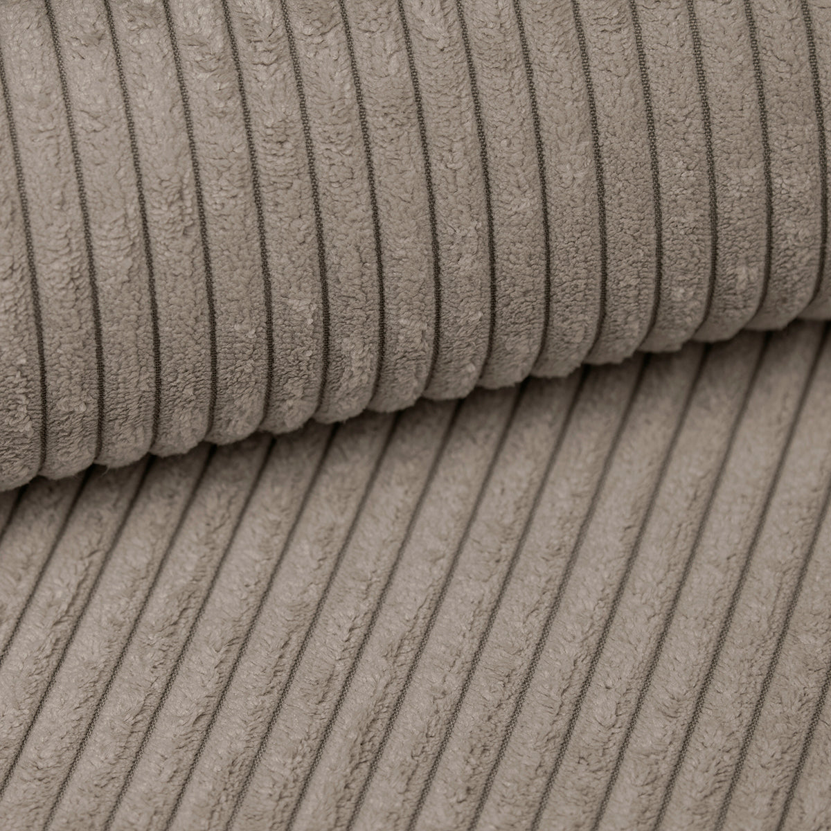 SOFA BED FIORD POSO 03 250cm / SPRINGS + FOAMSOFA DIMENSIONS: sleeping area 154/190 cm width 249 cm depth 94 cm height to the seat 40 cm side height 58 cm seat depth 79 cm (without cushions) seat depth 62 cm (with cushions)* dimensions given with a tolera