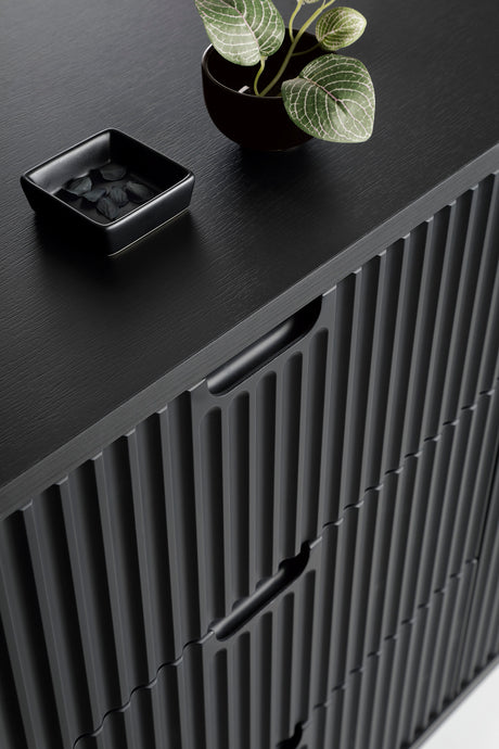 Storage cabinet ZOVA 02 BLACKProduct description Dimensions Width 103cm Height 129cm Depth 39cm Details Colour cashmere Material Laminated board 18mm / MDF-board 18mm Veneer ABS edges Legs Metal, in black (23cm) Warranty 24 monthsUncategorizedAnna Furnitu