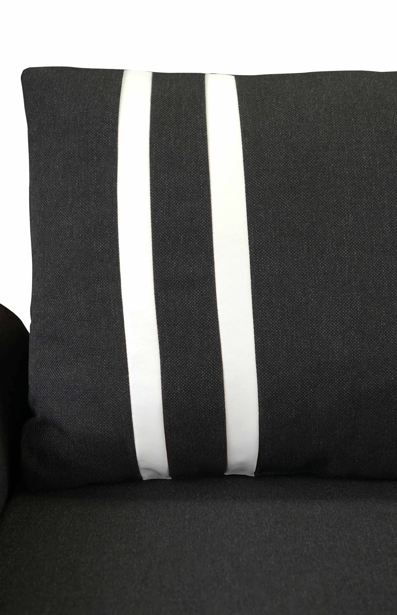 CORNER SOFA BED DORIS 246CM 2X STORAGE SPACE UNIVERSAL RIGHT/LEFT CORNER / BONELL SPRINGS + FOAMTHIS MODEL IS UNIVERSAL WHICH MEANS YOU CAN CHOOSE CORNER SIDE DURING ASSEMBLYBONELL SPRINGS + FOAM 2X Storage space 3X pillow included CHOICE OF COLOR Product