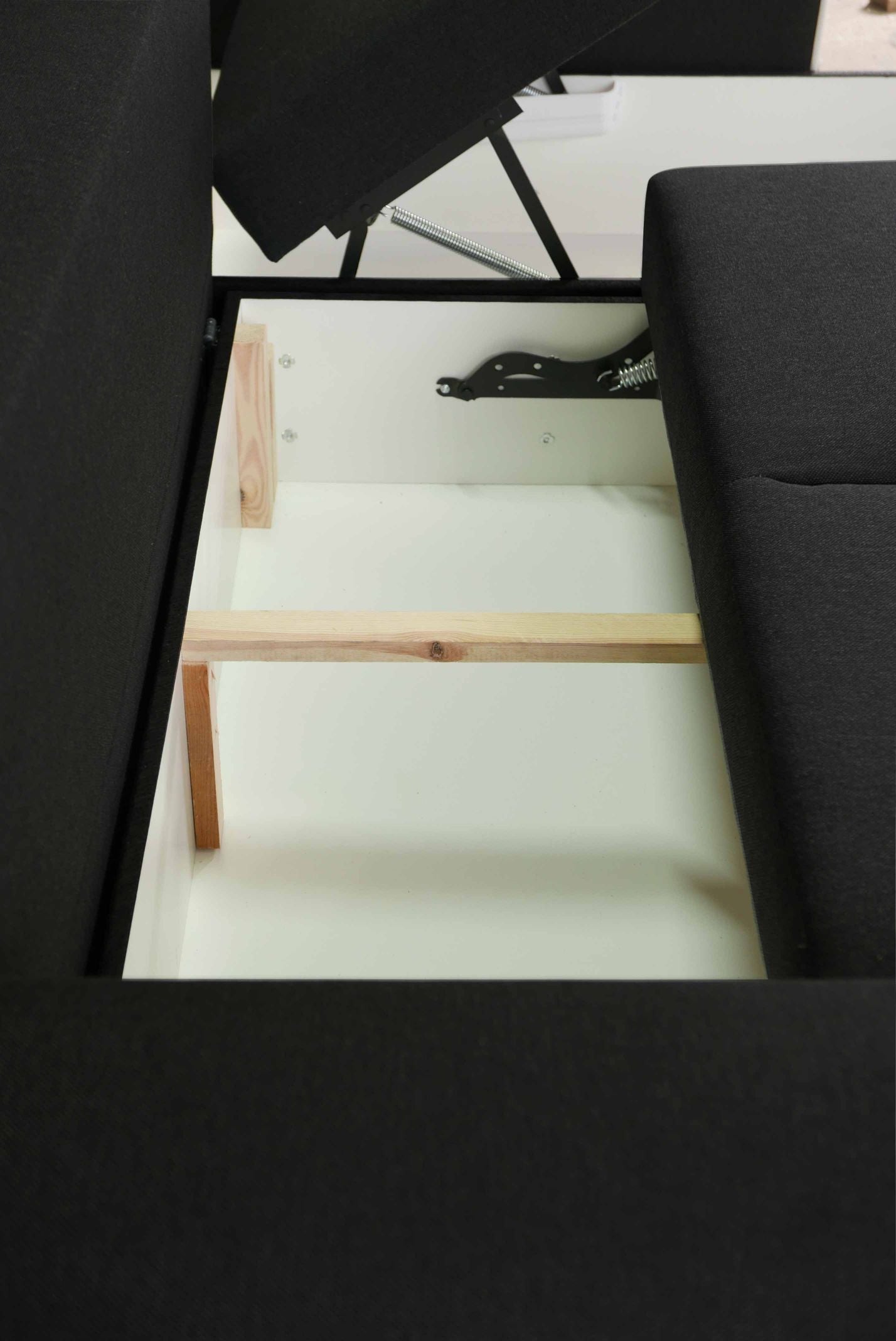 CORNER SOFA BED DORIS 246CM 2X STORAGE SPACE UNIVERSAL RIGHT/LEFT CORNER / BONELL SPRINGS + FOAMTHIS MODEL IS UNIVERSAL WHICH MEANS YOU CAN CHOOSE CORNER SIDE DURING ASSEMBLYBONELL SPRINGS + FOAM 2X Storage space 3X pillow included CHOICE OF COLOR Product