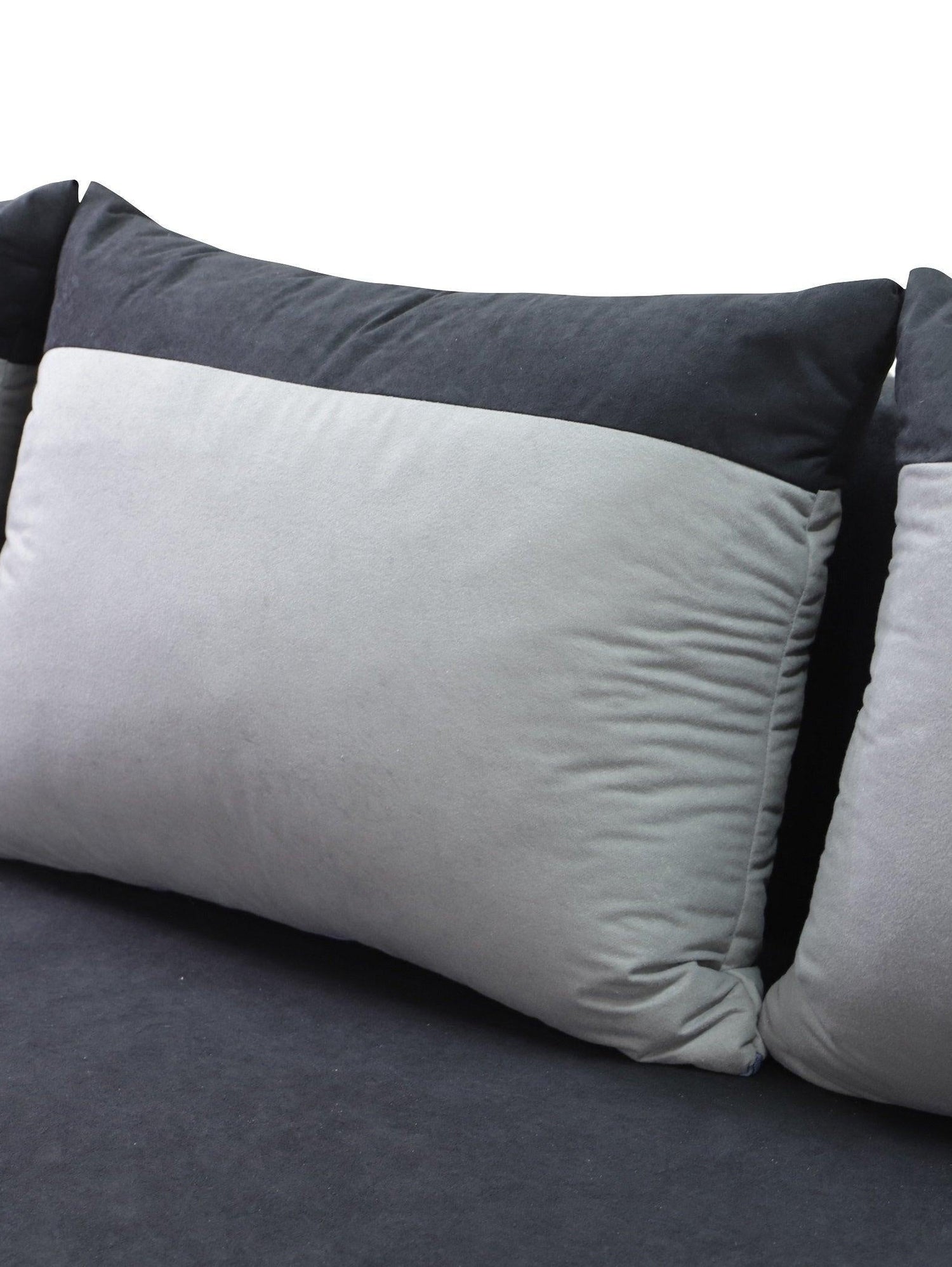 CORNER SOFA BED ALEXA BLACK/BLUE 238cm universal RIGHT/LEFT CORNER / FOAMTHIS MODEL IN UNIVERSAL WHICH MEANS YOU CAN CHOOSE CORNER SIDE DURING ASSEMBLY3x PILLOWS INCLUDED1X STORAGE SPACESLEEPING FUNCTIONDIMENTIONSWidth: 238 cmDepth: 140cmSleeping area: 20