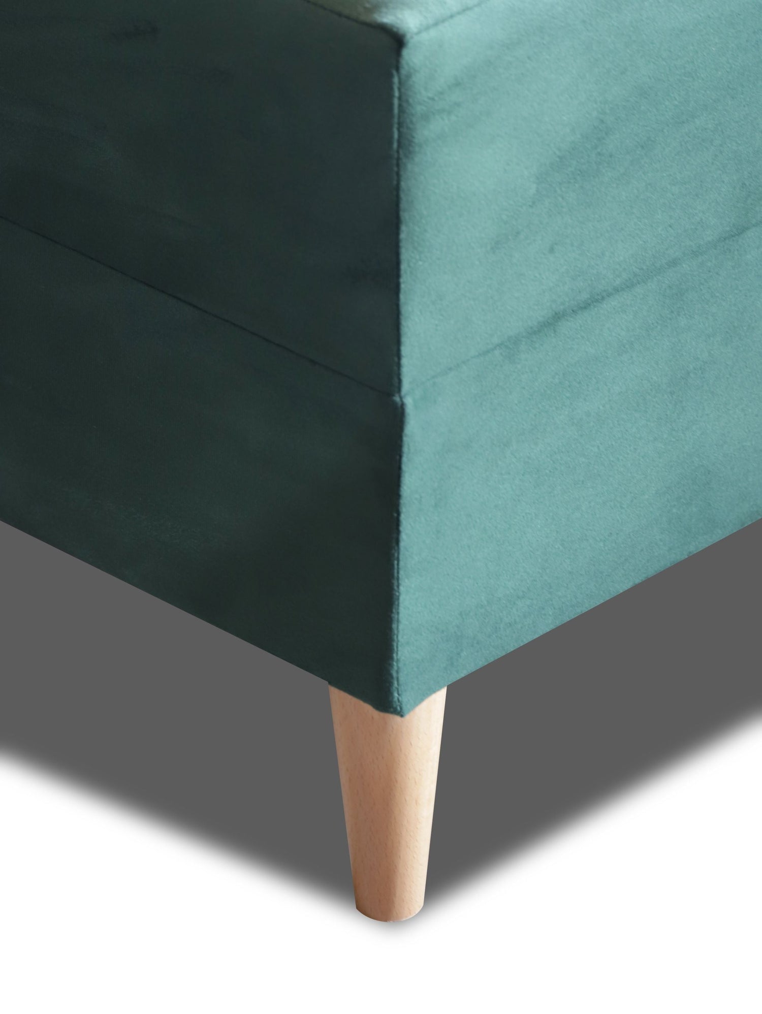 NEW! CORNER SOFA BED SNUGGY 222CM MANILA 26 UNIVERSAL CORNER RIGHT/LEFT / FOAMTHIS MODEL IS UNIVERSAL WHICH MEANS YOU CAN CHOOSE CORNER SIDE DURING ASSEMBLY3x PILLOWS INCLUDED1X STORAGE SPACESOFT TOUCH FABRC MANILA CLICK HERE DIMENTIONS 222X137.5CM SLEEPI