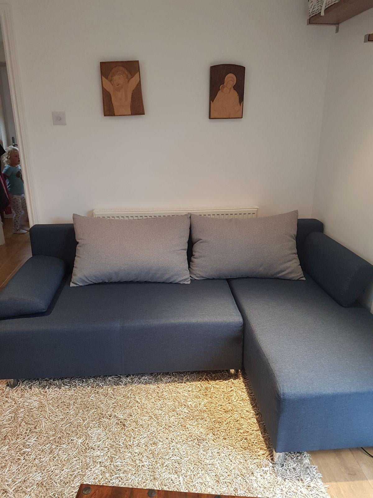 CUSTOMER POHOTOS & REVIEWSVISIT AND LIKE OUR FACEBOOK PAGEAnna Furniture