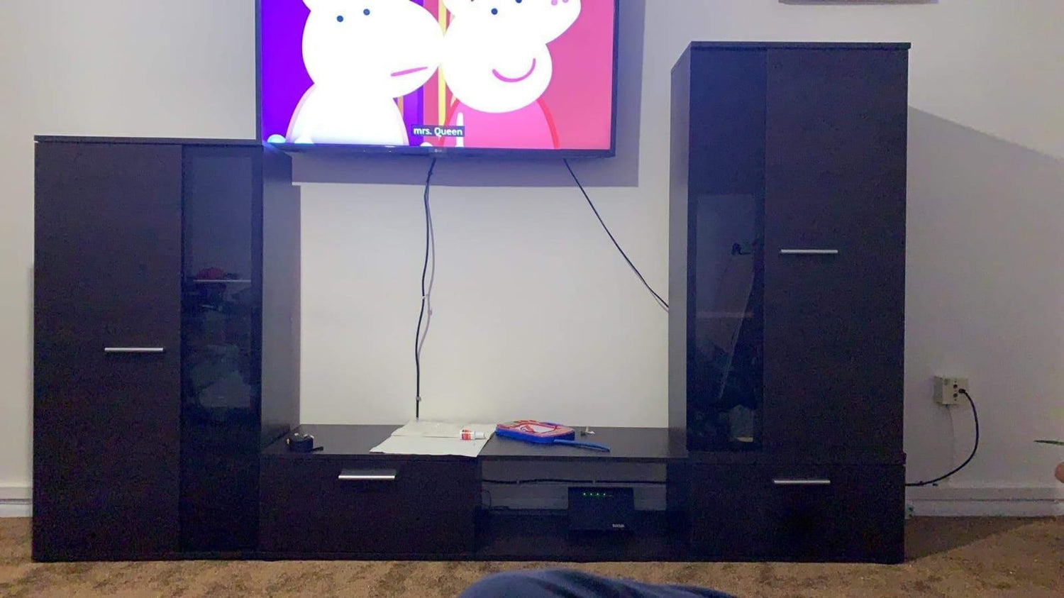 CUSTOMER POHOTOS & REVIEWSVISIT AND LIKE OUR FACEBOOK PAGEAnna Furniture