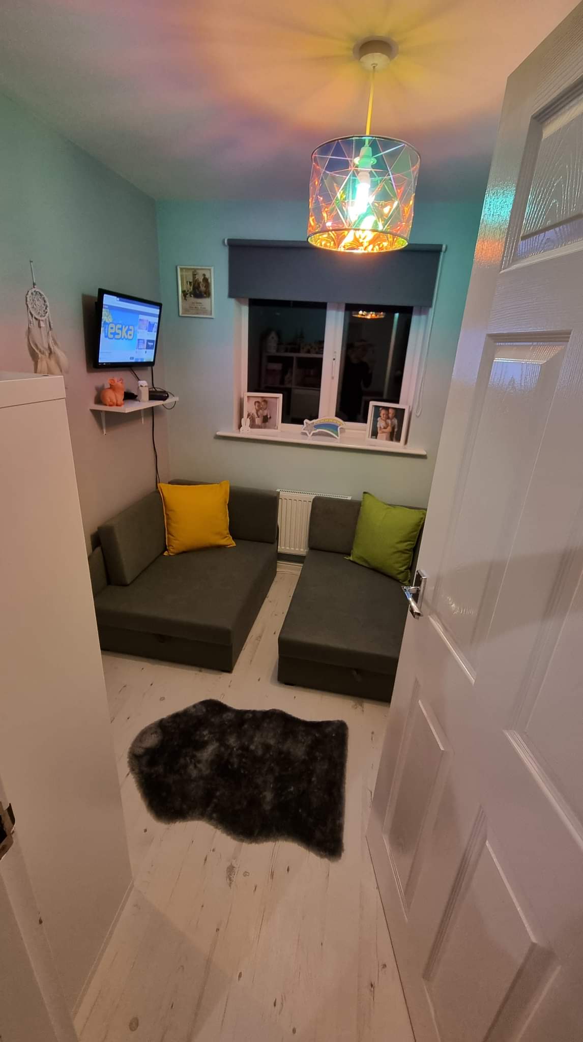 UNIVERSAL CORNER SOFA BED KUBUS CUBE Children room CHOICE OF COLORSTHIS MODEL IS UNIVERSAL WHICH MEANS YOU CAN CHOOSE CORNER SIDE DURING ASSEMBLYCHILDREN CORNER SOFA BEDSOFKA NAROZNIK TAPCZANIK DZIECIECY - depth 77 cm- width 106 cm- height with bacon 50 c